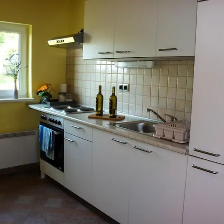 Pocitniska Hiska Pod Hadikom Appartement